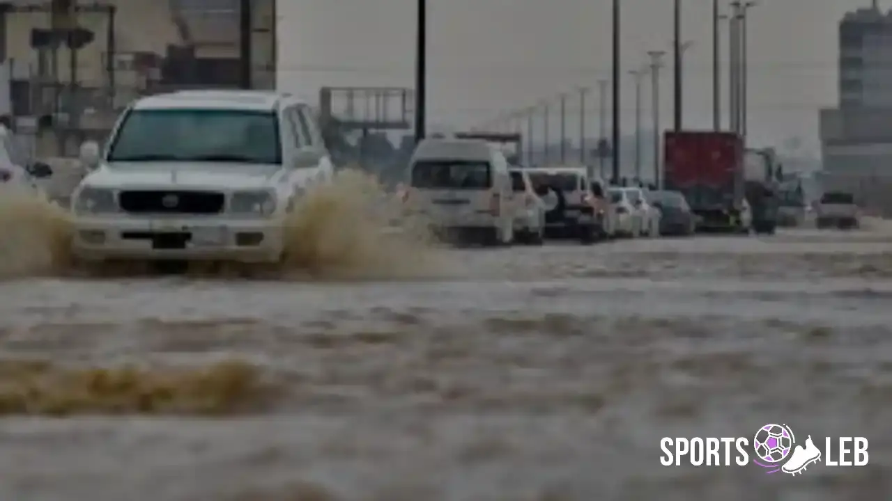 تحذير جديد.. أمطار رعدية وسيول في السعودية تستمر 48 ساعة مقبلة